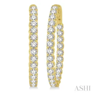 4 Ctw Round Cut Diamond In-Out Oval Shape Hoop Earrings in 14K Yellow Gold