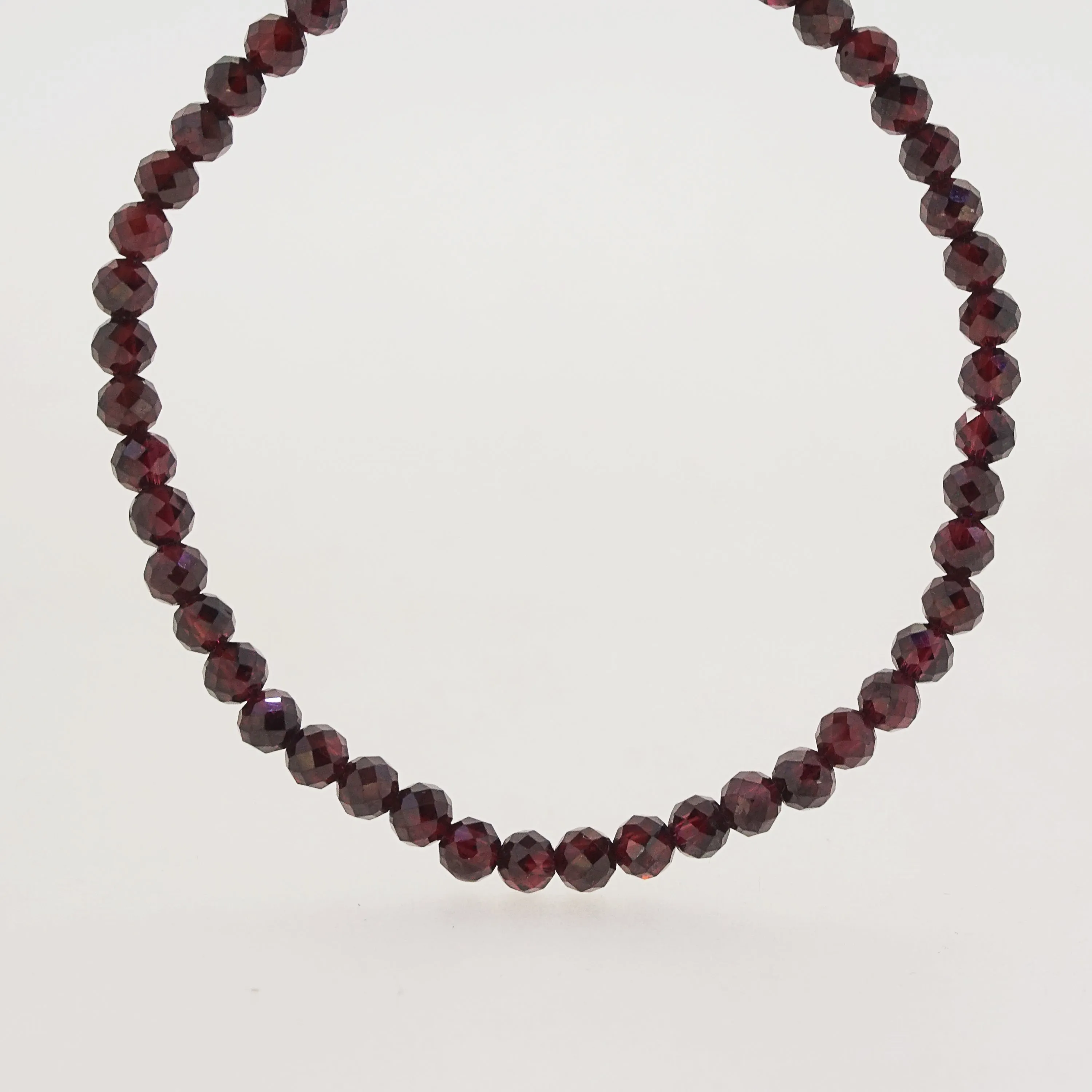 AA-Grade Almandine Garnet Faceted 4mm