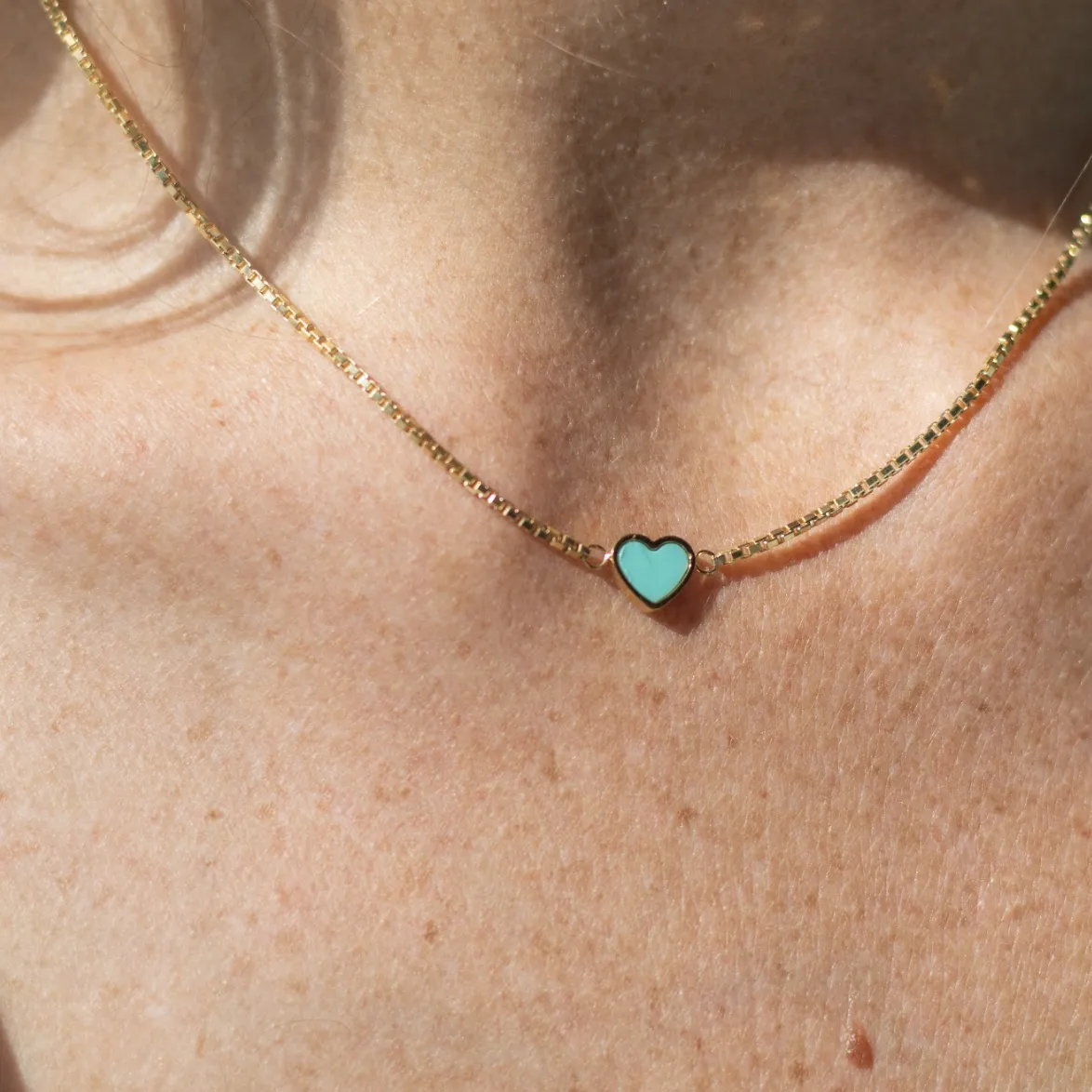 AMARE TURQUOISE CHIP NECKLACE