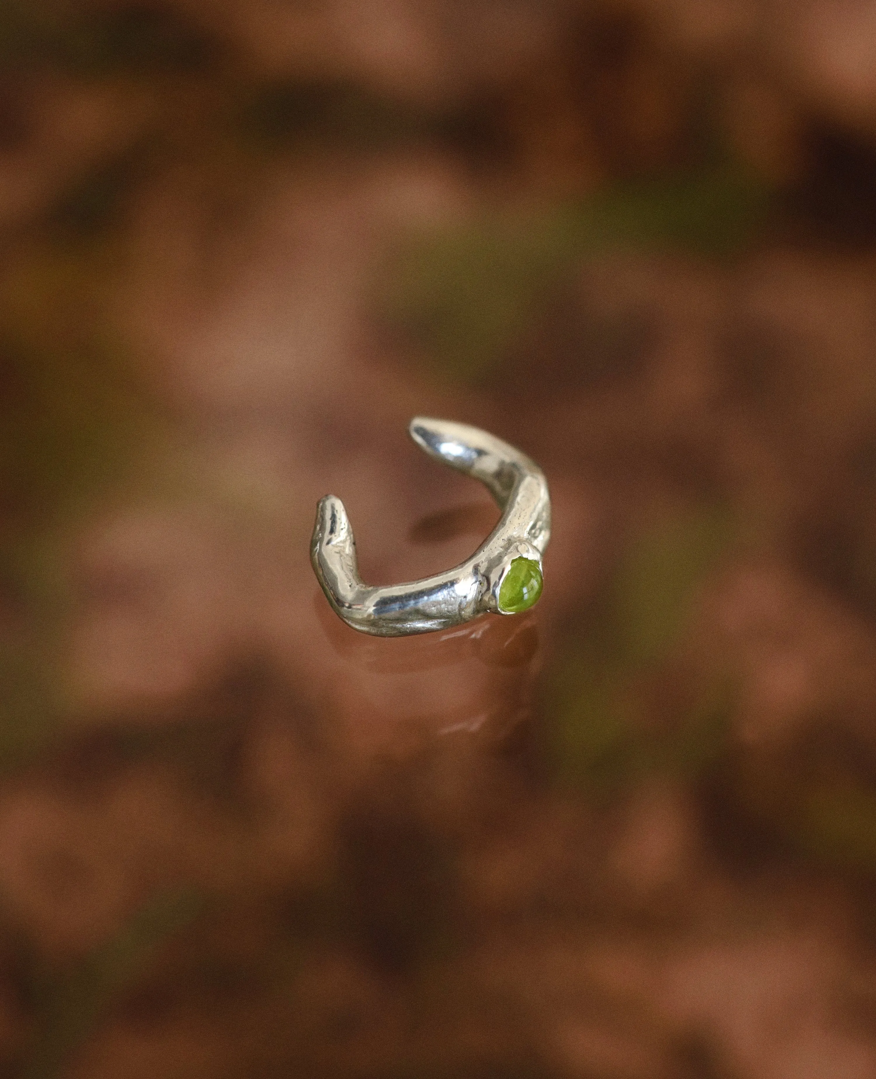 CAPRI THORNS // silver ear cuff