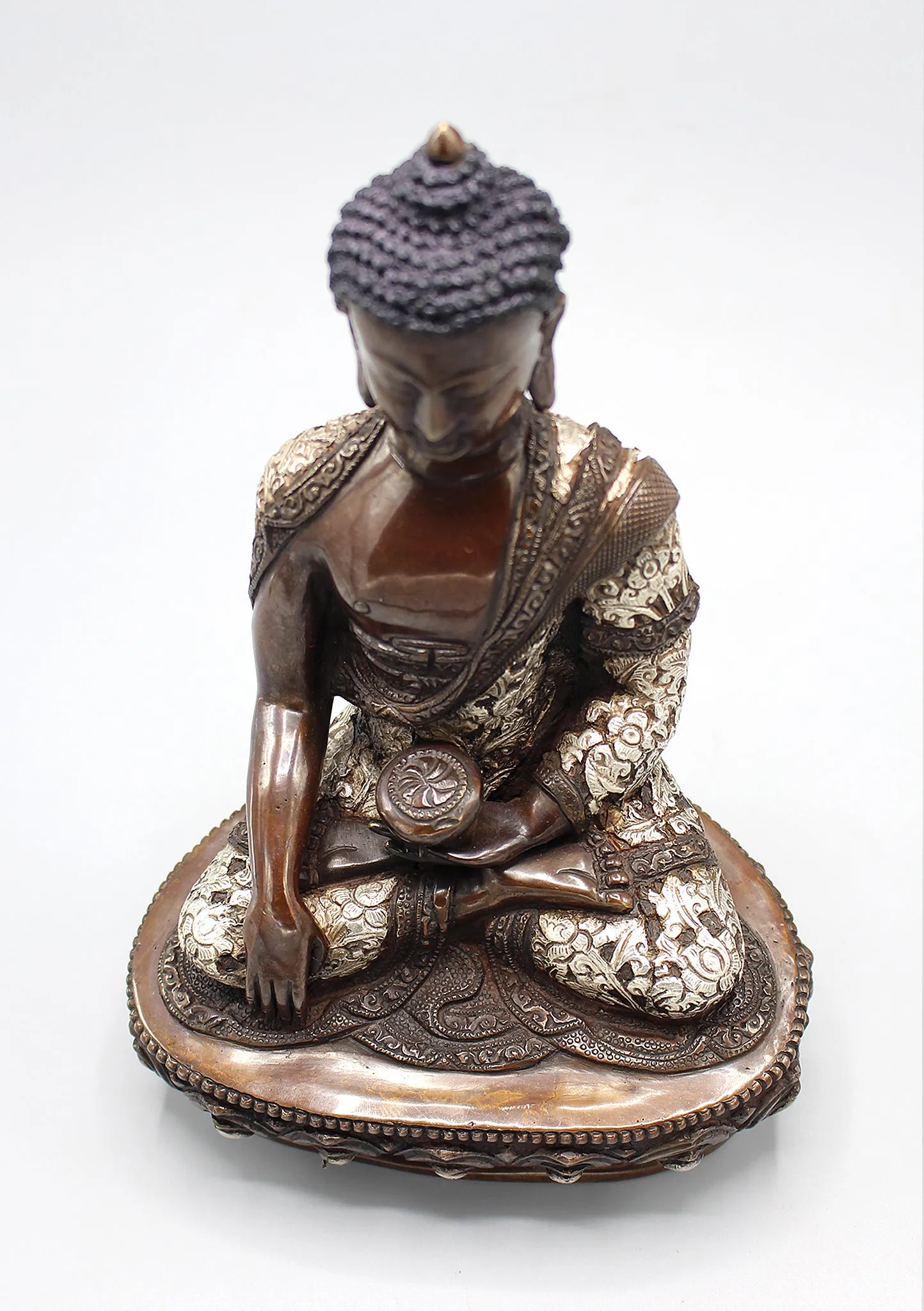 Flower Carving Copper Oxidized Shakyamuni Buddha Silver Inlaid Statue