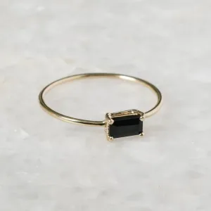 Mini East West Onyx Ring