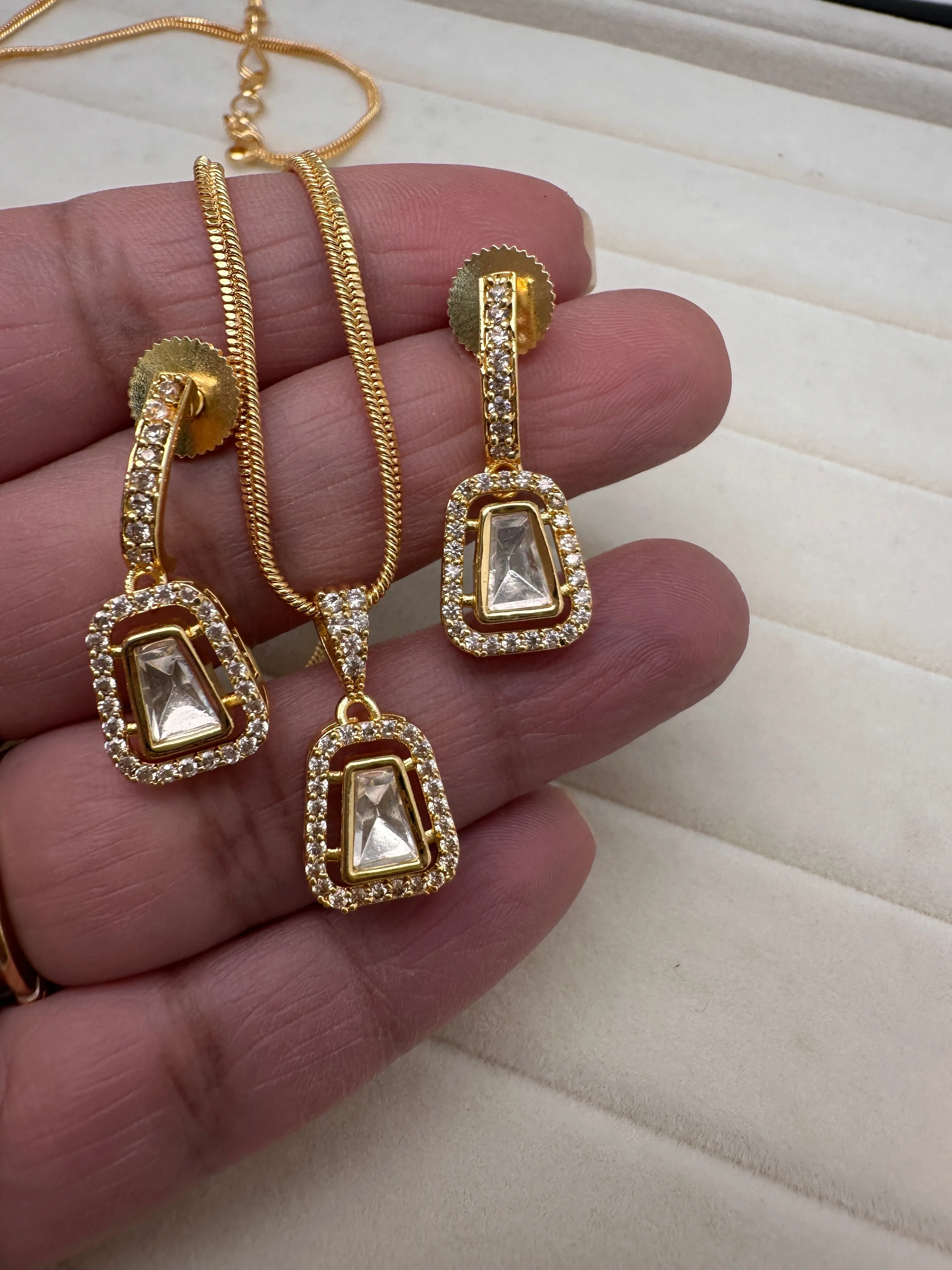 Moissanite AD Pendent Set Dainty Chain Necklace