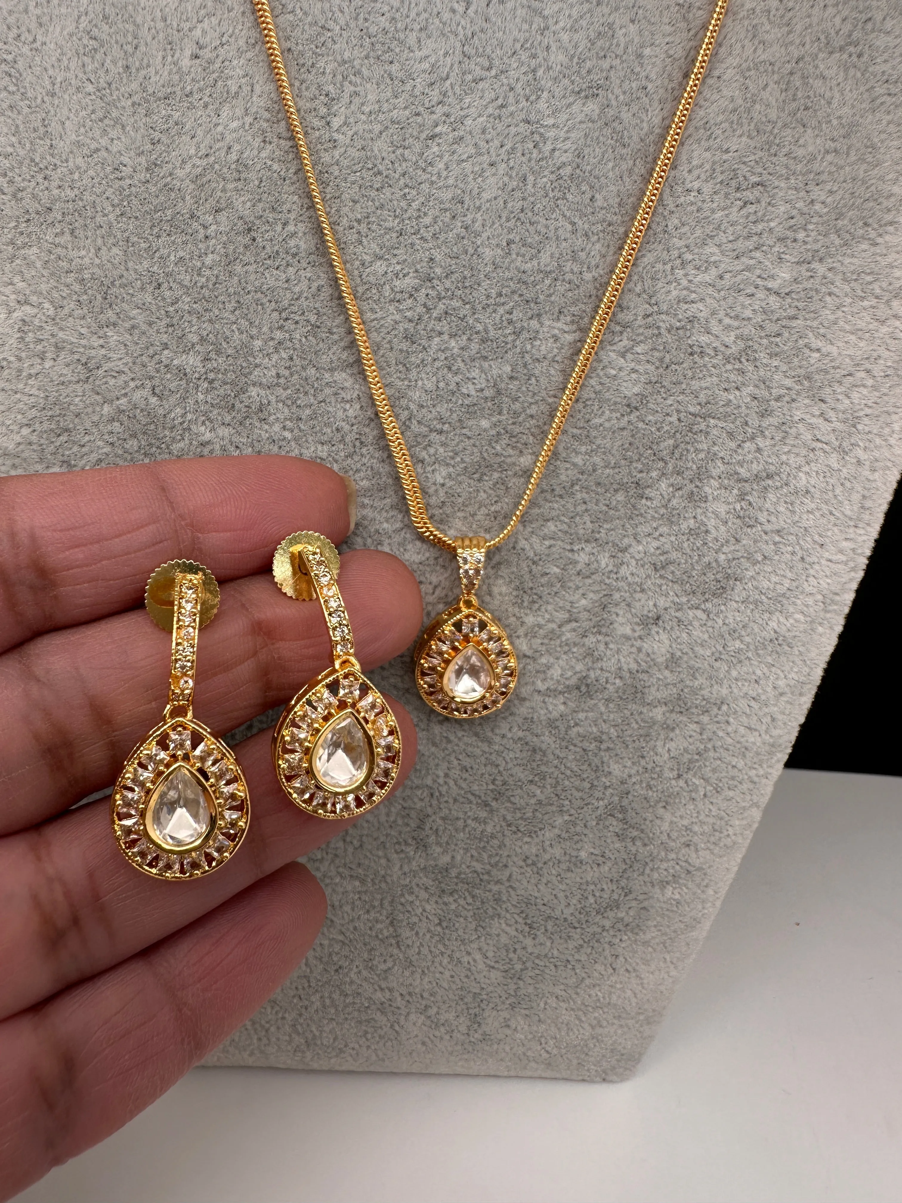 Moissanite AD Pendent Set Dainty Chain Necklace