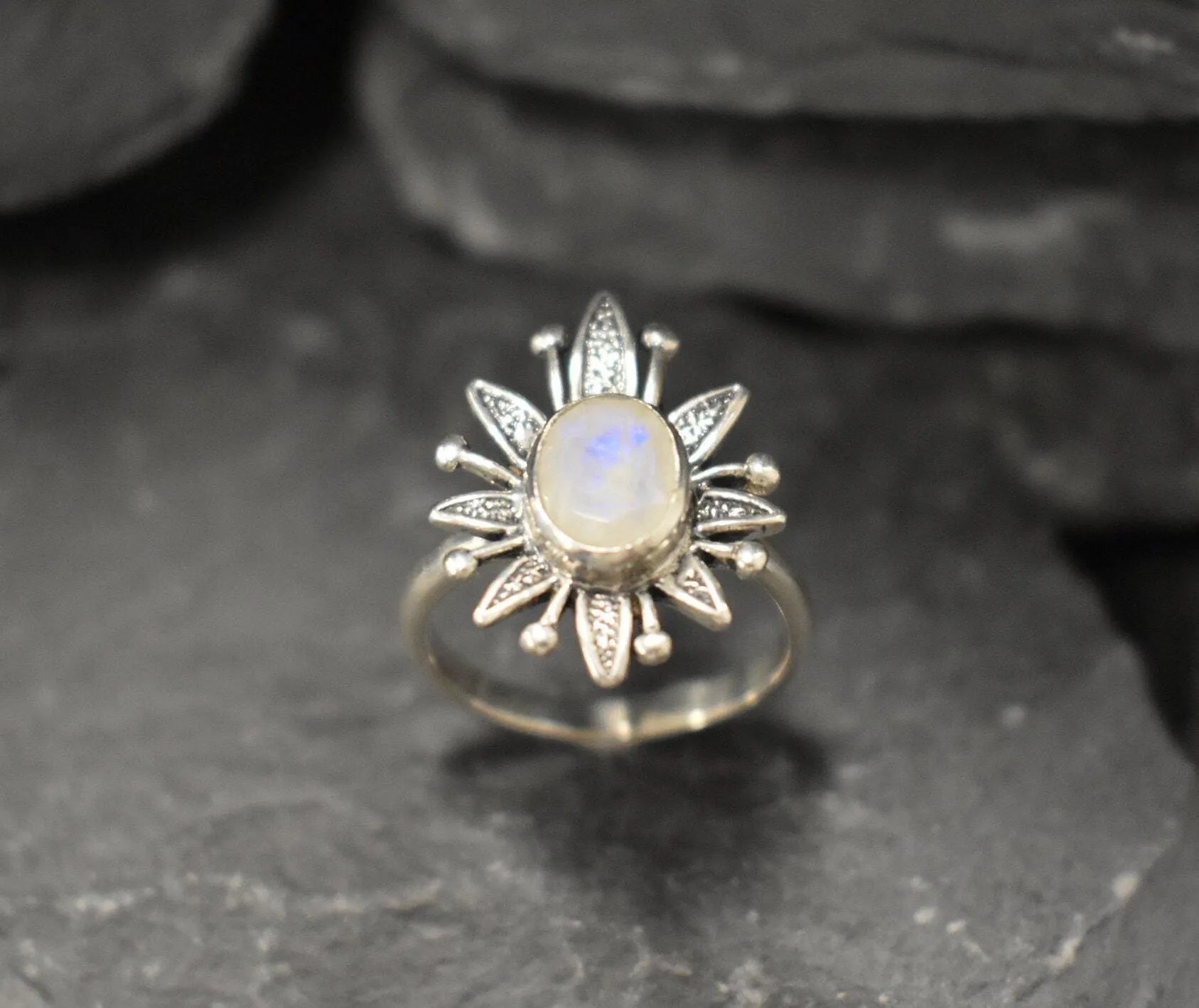 Natural Moonstone Ring - White Flower Ring - Vintage Statement Ring