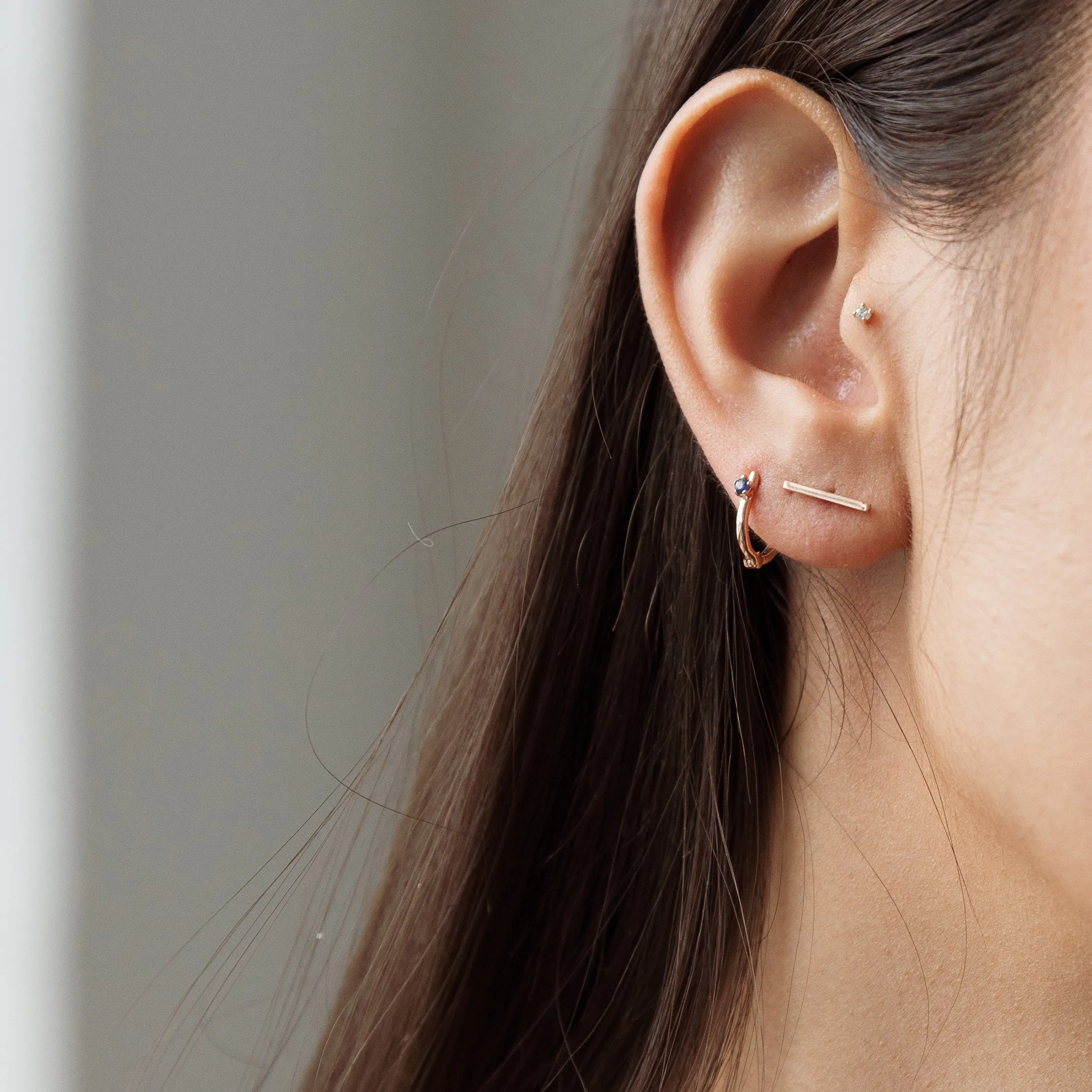 Petite dreamer sleeper Earring (single) - 14K/ 18K Gold