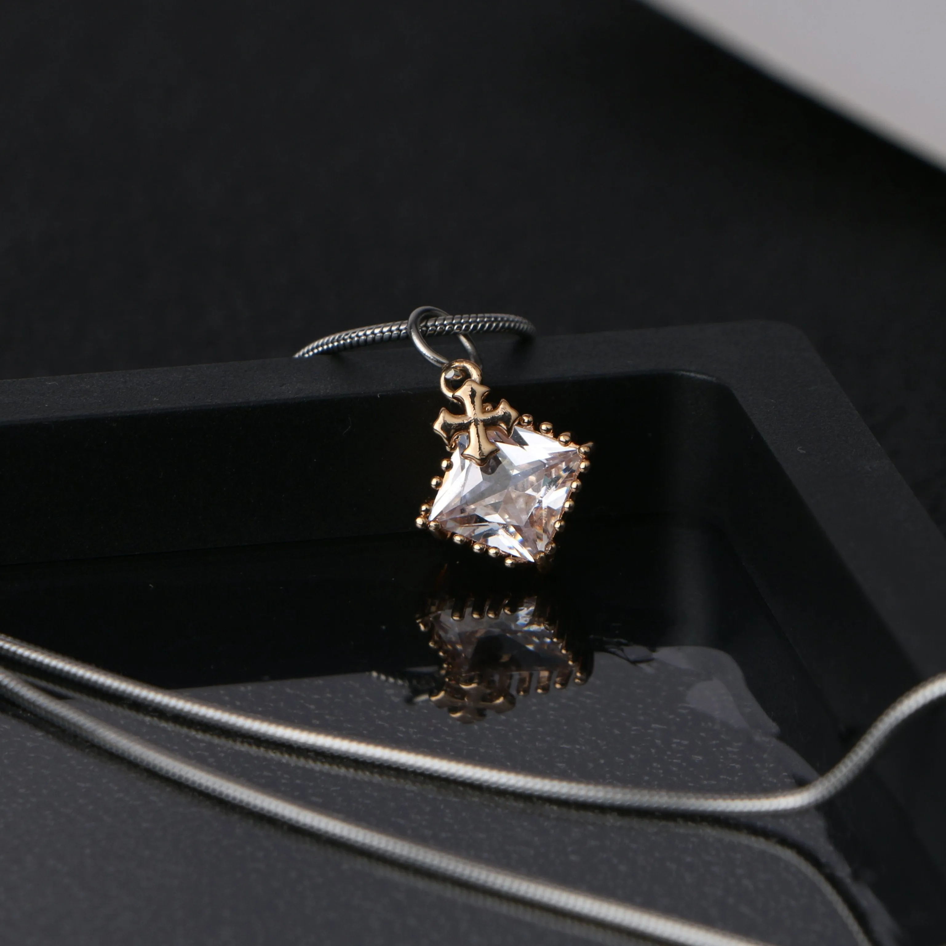 Radiant Cross Diamond Pendant