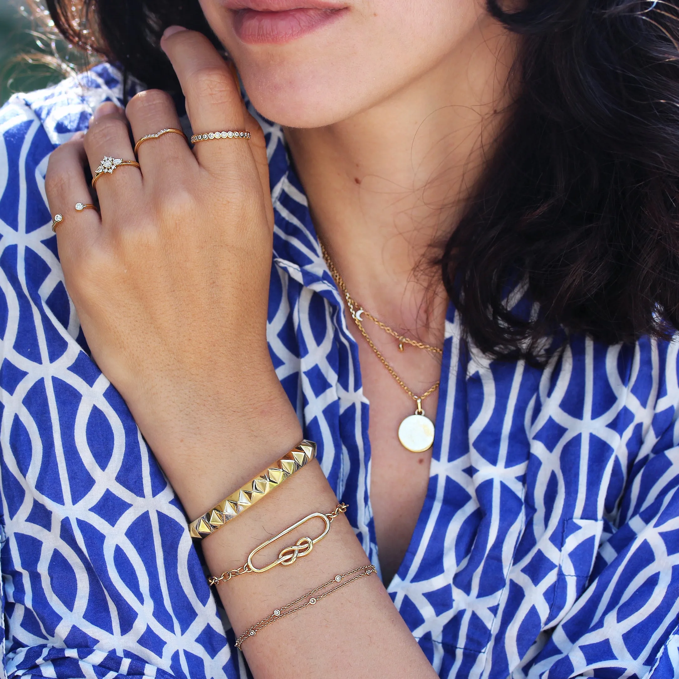 Squircle Infinity Knot gold bracelet