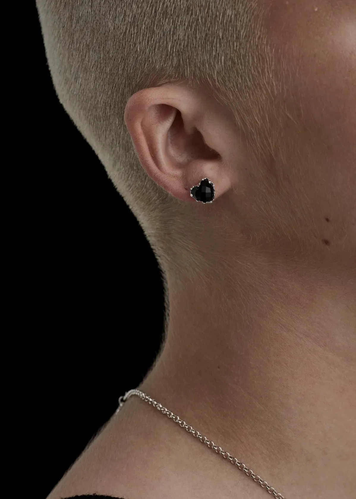 STOLEN GIRFRIENDS CLUB LOVE CLAW ONYX EARRINGS JWL191830